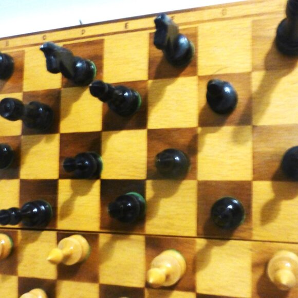 GMS1 - Complete Vintage WOOD CHESS SET Chess Pawn Chess Board Bishop Pawn Queen - Picture 4 of 11